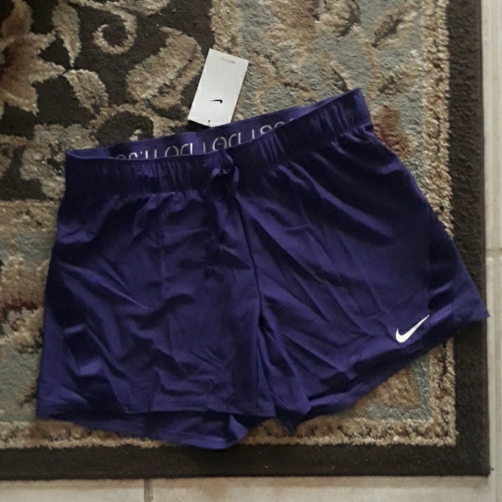 3x*Host Pick*Nike dri-fit ladies shorts